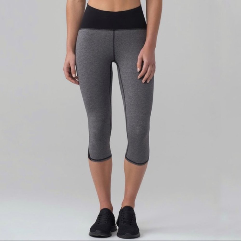 Lululemon | Train Times Crop 17" Heathered‎ Black Size 6